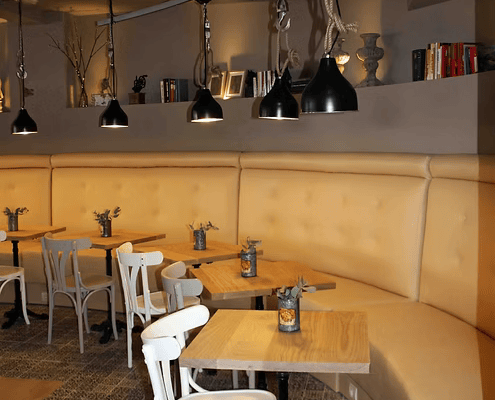 66f70f_96efb753cd6c4f0e9f3397adb0a125bfmv2